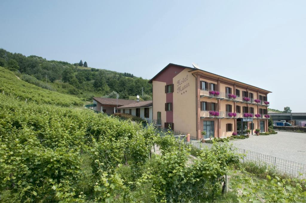 Wine Hotel Munin Canale Exterior photo